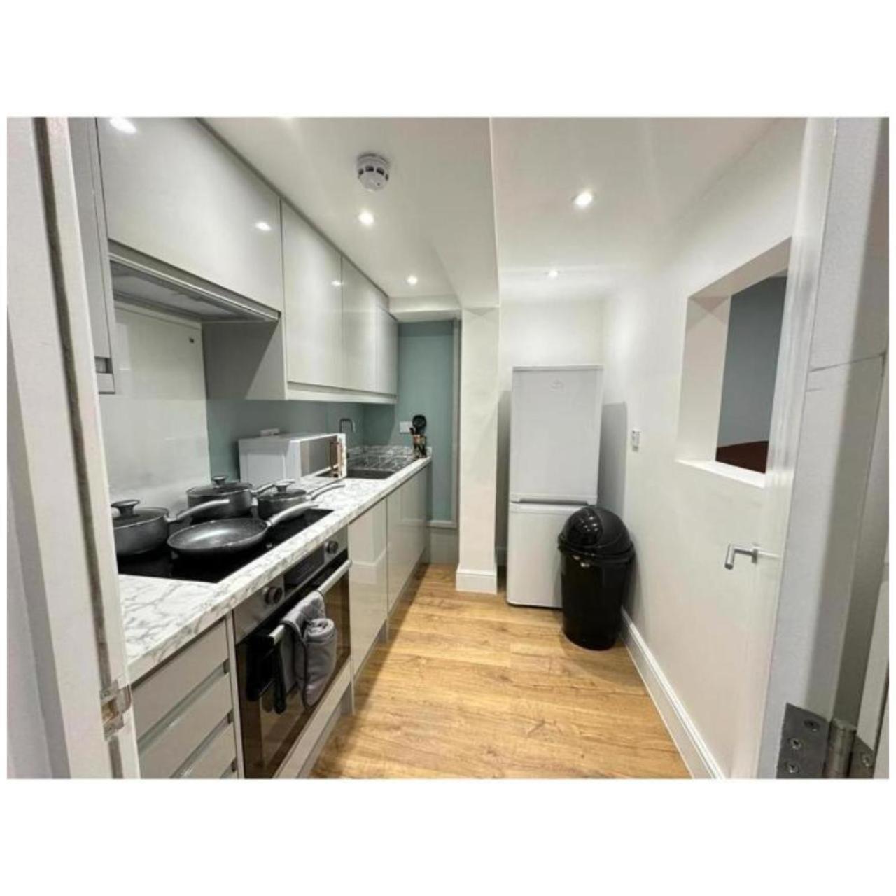 Fb- Spacious 2 Bed Flat Near Edgware Road 런던 외부 사진